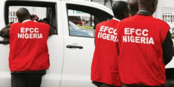 EFCC Operatives illegal fuel subsidy recovery