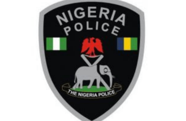 Police react to residents sos