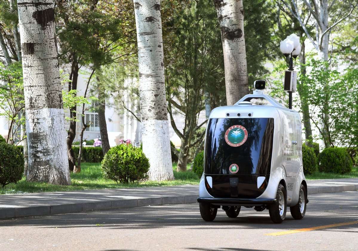 China has developed 5G unmaned delivery car 