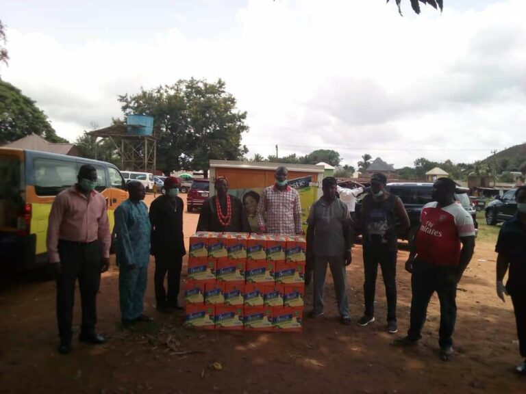 Councillor Donates Food Item to Less Privileged