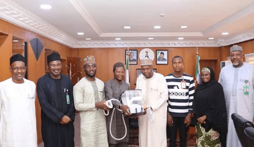 Governor Inuwa Yahaya receives young Gombe Indigenes who produced Ventilator