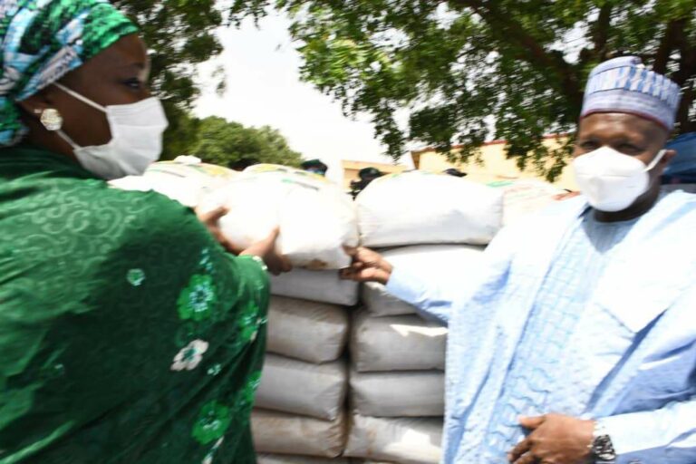 Gombe Governor flags-off sales and distribution of fertilizer for 2020 farming season