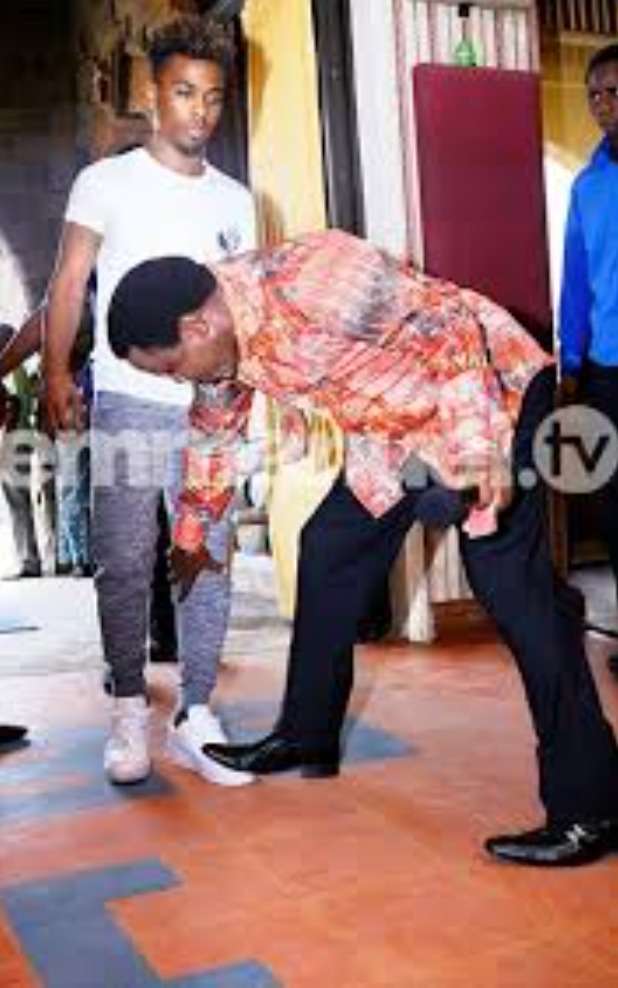 Man United offer New Contract to Youngster after Old Videos of him at TB Joshua Church