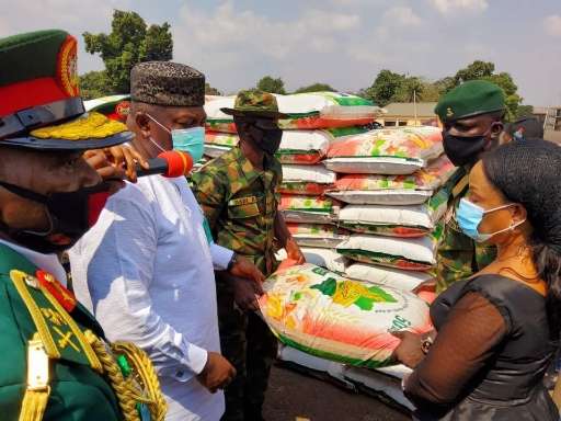 2021 Armed Forces Remembrance Day: Ugwuanyi Donates Cash, Food Items to Widows of Fallen Heroes