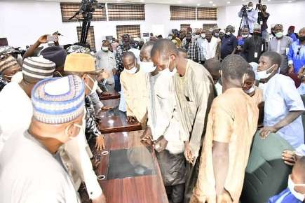 Governor Abubakar Sani Bello Receives Science College Kagara Abductees