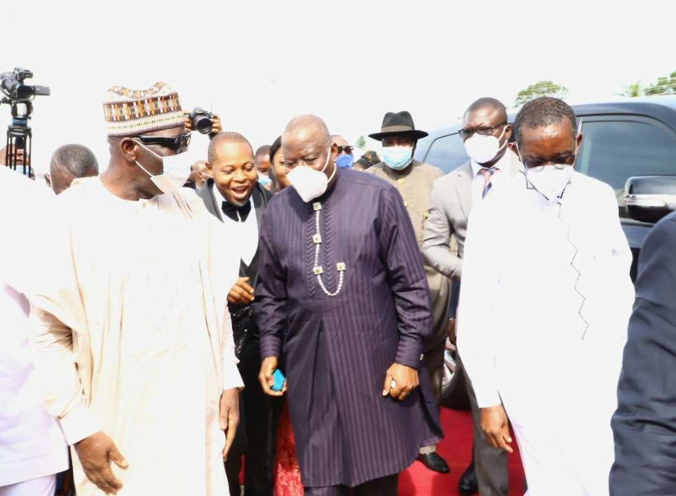 Jonathan to Leaders, Why You Shouldn't Use Your Position to Punish Nigerians