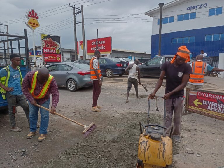 OYSROMA men at work in Ibadan