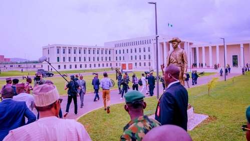 President Muhammadu Buhari Commissions ONSA Building