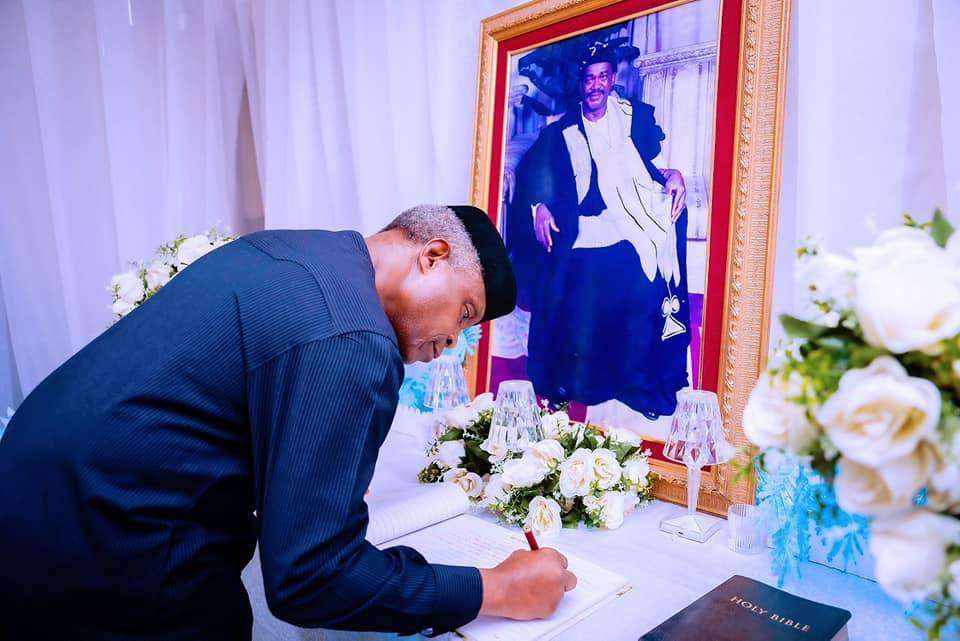 Condolence Visit: Why Gen. Oladipo Diya Served Nigeria Forthrightly As Leader — Vice President Yemi Osinbajo Says, Recalls ex-CGS' Involvement In 2017 Praise Song Recording Project