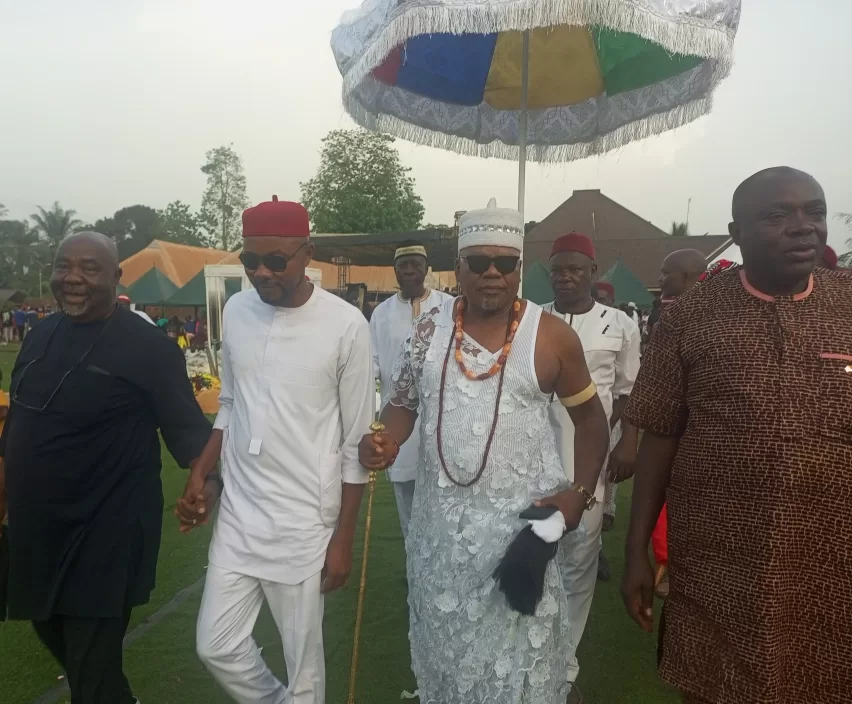Monarch, Others Grace Funeral Ceremony For Late Ferotex Chairman's Brother, Emmanuel Oshaba Onu