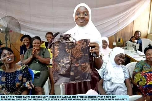 NDE Trains Women on Shoe, Bags Making from Fabrics