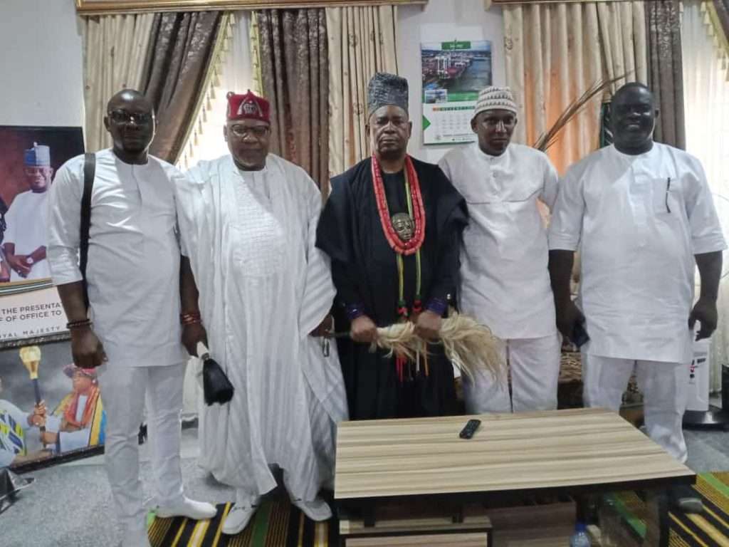 Attah Igala, His Royal Majesty Alaji Mathew Opaluwa Ogwuche-akpa II. And His Royal Majesty Eze William Ezugwu