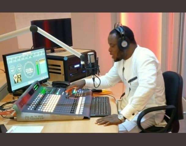 Mukhtar Abiodun Ajelogbon De-Moon,