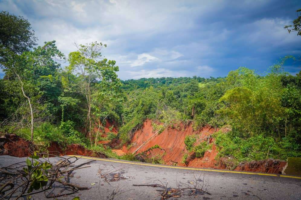 Soludo Seeks FG’s Intervention On Devastating Nnobi - Ideani - Nkpor Federal Road Gully Erosion At Umuagu