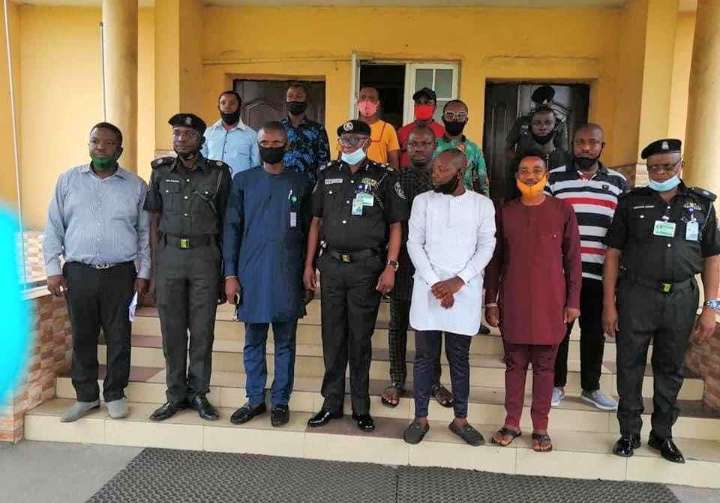 Ogoni Youths with the Late Rivers State DPO SP Bako Angbashim