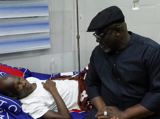 Gov. Oborevwori Visits Ailing Frank Kokori, Takes Over Hospital Bills, Picks Bills Of 2 Other Patients
