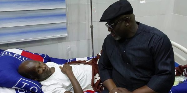 Gov. Oborevwori Visits Ailing Frank Kokori, Takes Over Hospital Bills, Picks Bills Of 2 Other Patients