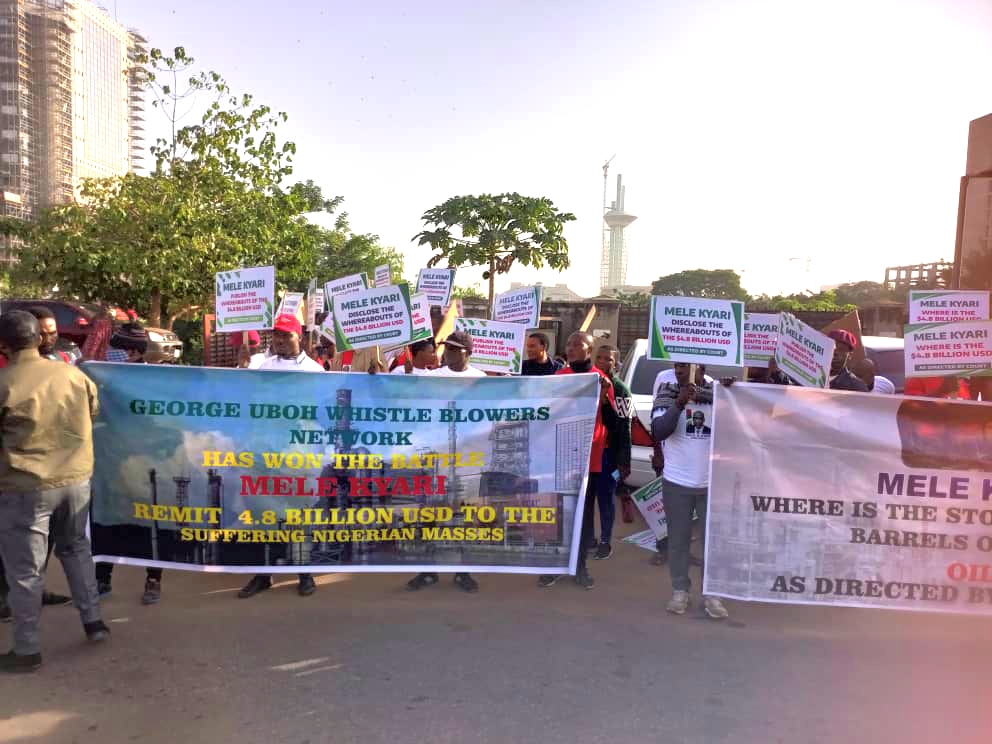 Sold Stolen 48m Barrels of Crude Oil: Whistleblowers Occupy NNPCL Headquarters, Want Mele Kyari To Disclose Whereabouts Of Proceeds