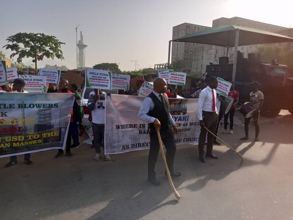 Sold Stolen 48m Barrels of Crude Oil: Whistleblowers Occupy NNPCL Headquarters, Want Mele Kyari To Disclose Whereabouts Of Proceeds