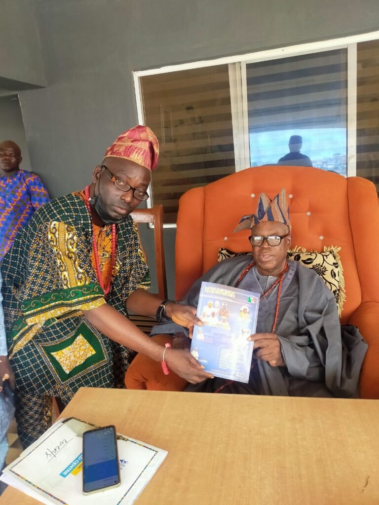Olubadan and Awa Bamiji During Courtesy Visit By Yoruba Youths After the Monarch Ascended the Throne over 2 Years Ago