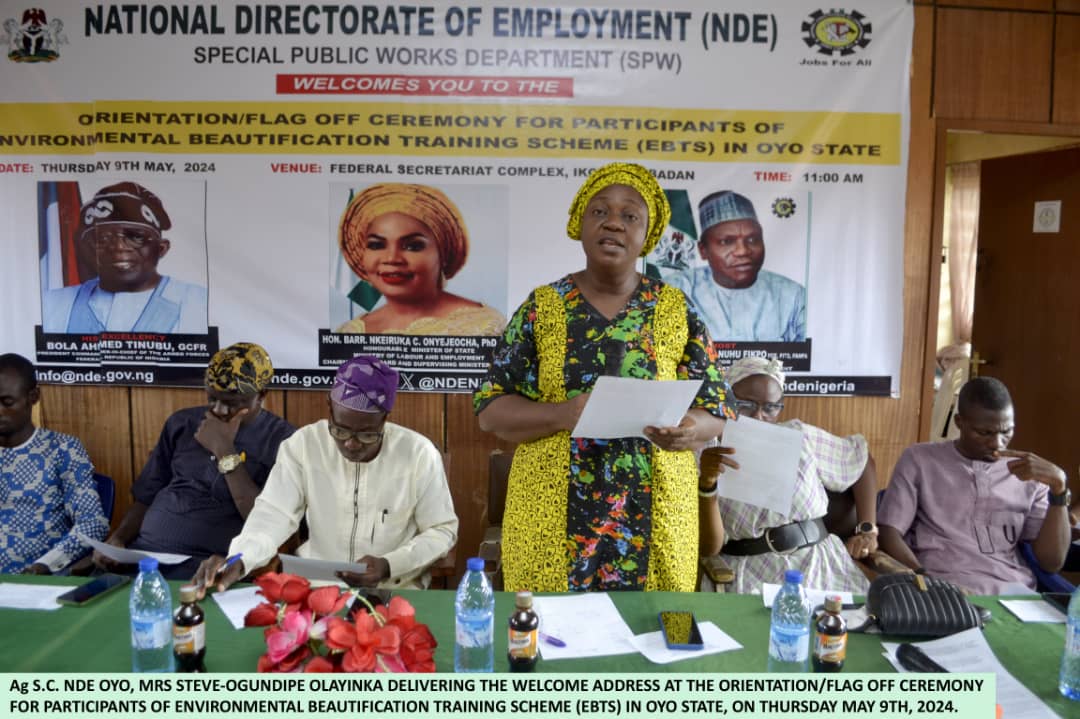 Oyo NDE Trains Unemployed Youths On Environmental Beautification