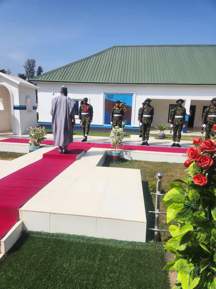 Defence Minister Badaru Abubakar Embarks on Operational Tour of 82 Division, Meets with South East Stakeholders