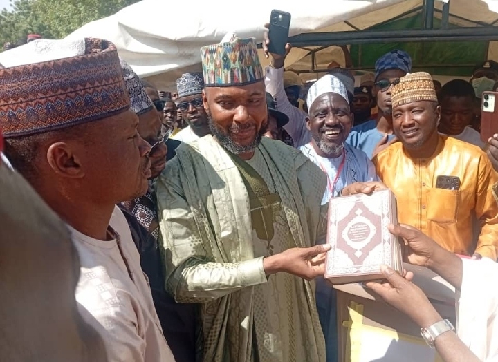 The National President of the Association of Local Governments of Nigeria (ALGON), Hon. Engr. Bello Lawal, has been honoured with an Award for Excellence for his outstanding services in Kaita Local Government Area.