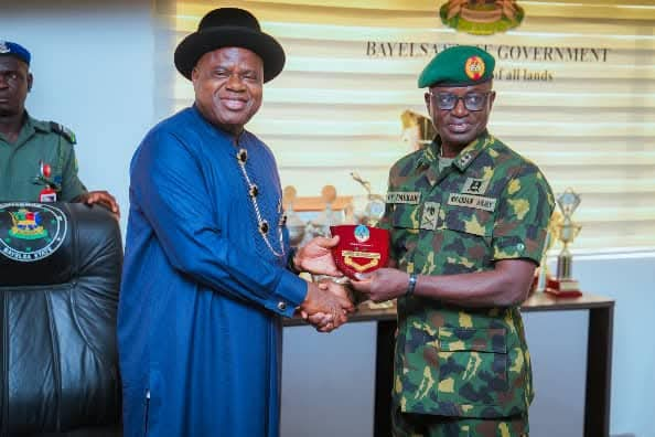 Governor Douye Diri of Delta State and New GOC 6 Division of the Nigerian Army