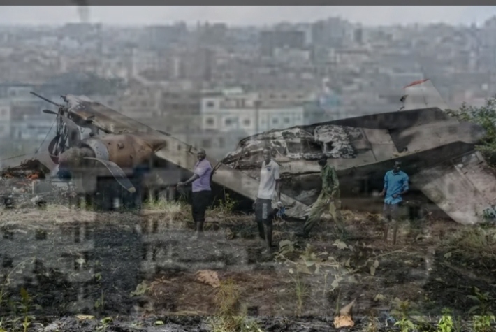 Breaking 46 Die in Plane Crash