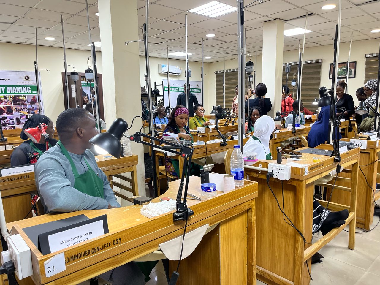 FG, States Set To Train Nigerian Youth On Jewellery Making