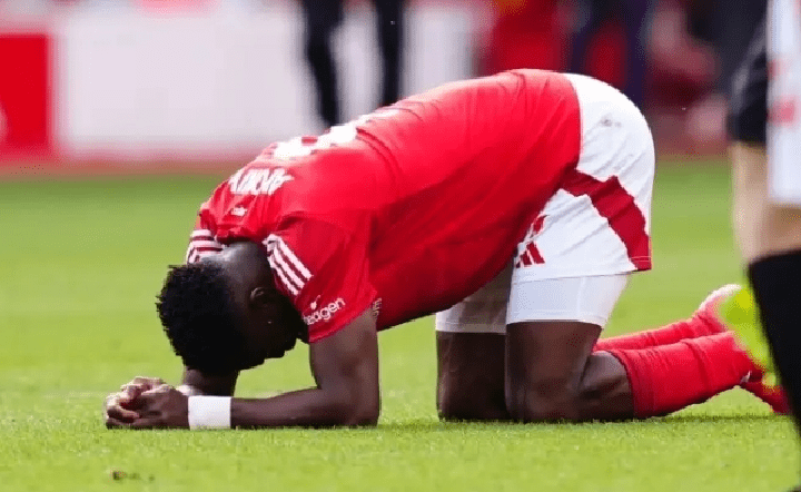 Nottingham Forest striker Taiwo Awoniyi