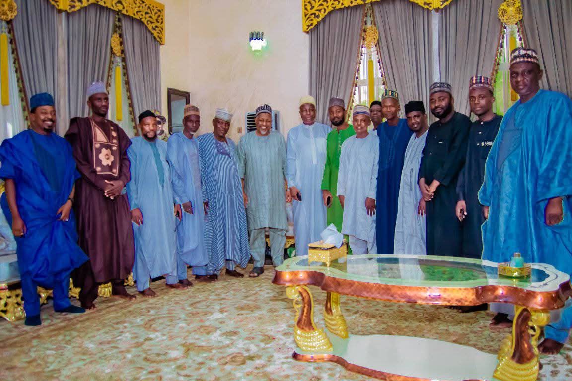 Nigeria's Minister of Defence, H.E. Mohammed Badaru Abubakar, CON, mni, played host to two influential delegations over the weekend— the Forum of Immediate Past Local Government Speakers from Jigawa State and the Dutse Emirate Traders Association— in a series of goodwill visits tied to the recently concluded Eid el-Kabeer celebrations.