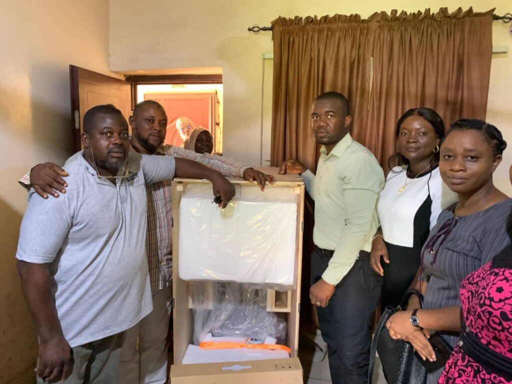 RL: Head of the Department of Radiology, KWASUTH, Dr Olubukola Wuraola; Chairman Medical Advisory Council, (CMAC), Dr Idowu Ogunlaja; Store officer, Ministry of Health, Mr Karim Babtunde; Hospital Secretary, KWASUTH, Mr Yusuf Aliyu and another staff of the Ministry during the presentation of modern an Ultrasound equipment and sophisticated Solar Panels to the management of Kwara State University Teaching Hospital by the Kwara State Government Ilorin