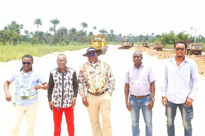 Izeze gave the assurance during an inspection of the 24-kilometre reconstruction of the Ellu/Ovrode/Ofagbe/Orie-Irri/Okpe-Isoko/Uro-Irri/Ada-Irri Road, which also includes 10.8 kilometres of drainage channels