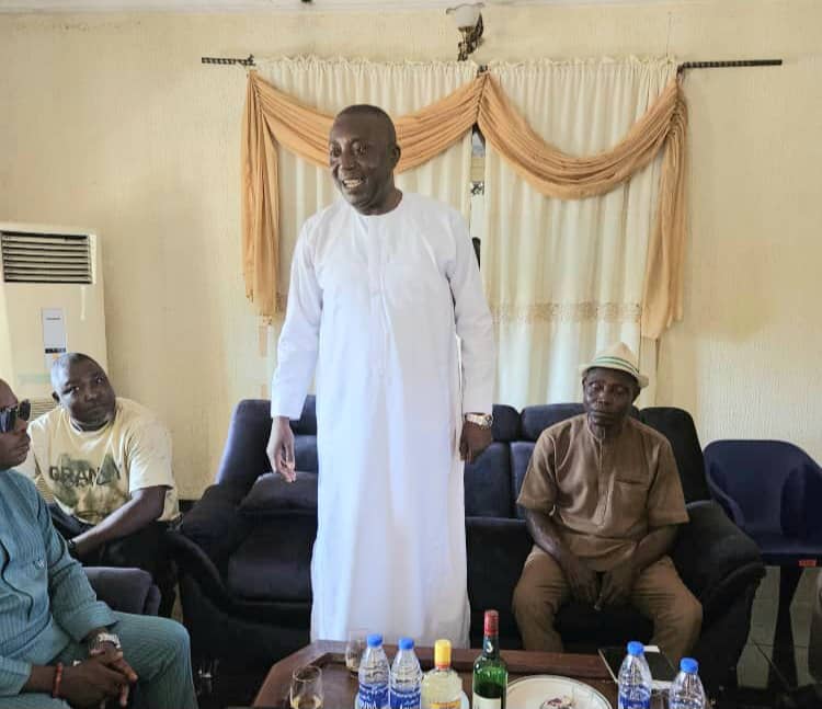 Professor Nyerhovwo Tonukari Hosts Ward 11 APC EXCO, Commends Oborevwori’s Inclusive Leadership as Ekpan–Ovu–Erhoike Road Construction Progresses