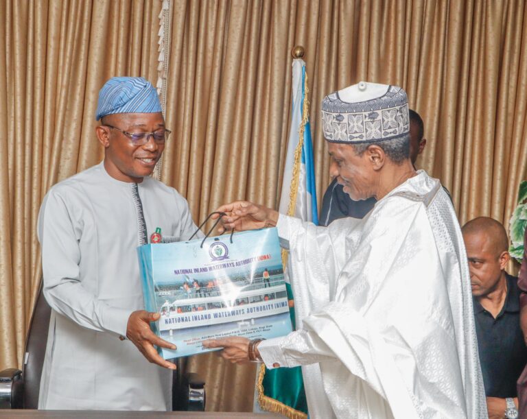 Lokoja, the Kogi State capital and headquarters of the National Inland Waterways Authority (NIWA), on Friday played host to the Chairman and members of the NIWA Governing Board as the Authority moved to further consolidate its strategic partnership with the Kogi State Government on waterways development, safety and economic growth.
