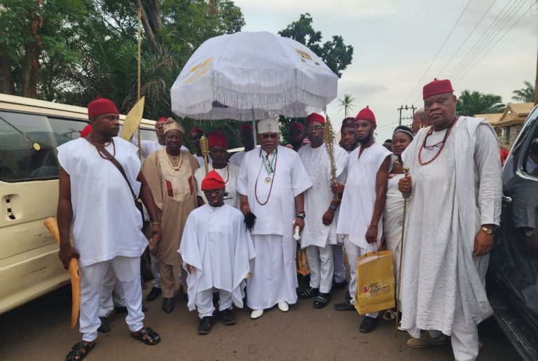 A solemn yet celebratory atmosphere enveloped Apkugo community as His Royal Majesty, Eze-Igwe Williams Ezugwu, led his entourage to join a distinguished gathering of mourners in bidding farewell to Late Chief (Mrs.) Monica Chinelo Nneji, the revered matriarch of the Nneji family and mother of his longtime friend, Chief Chuckie Nneji, founder and chairman of Electric Shack Limited, the sole authorised distributor of Bose products in Nigeria.